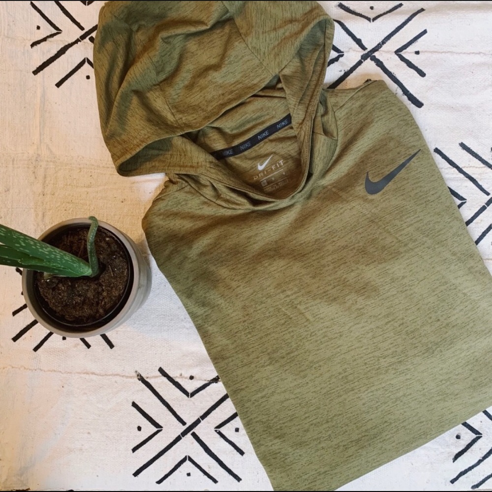 + N I K E + DRI FIT